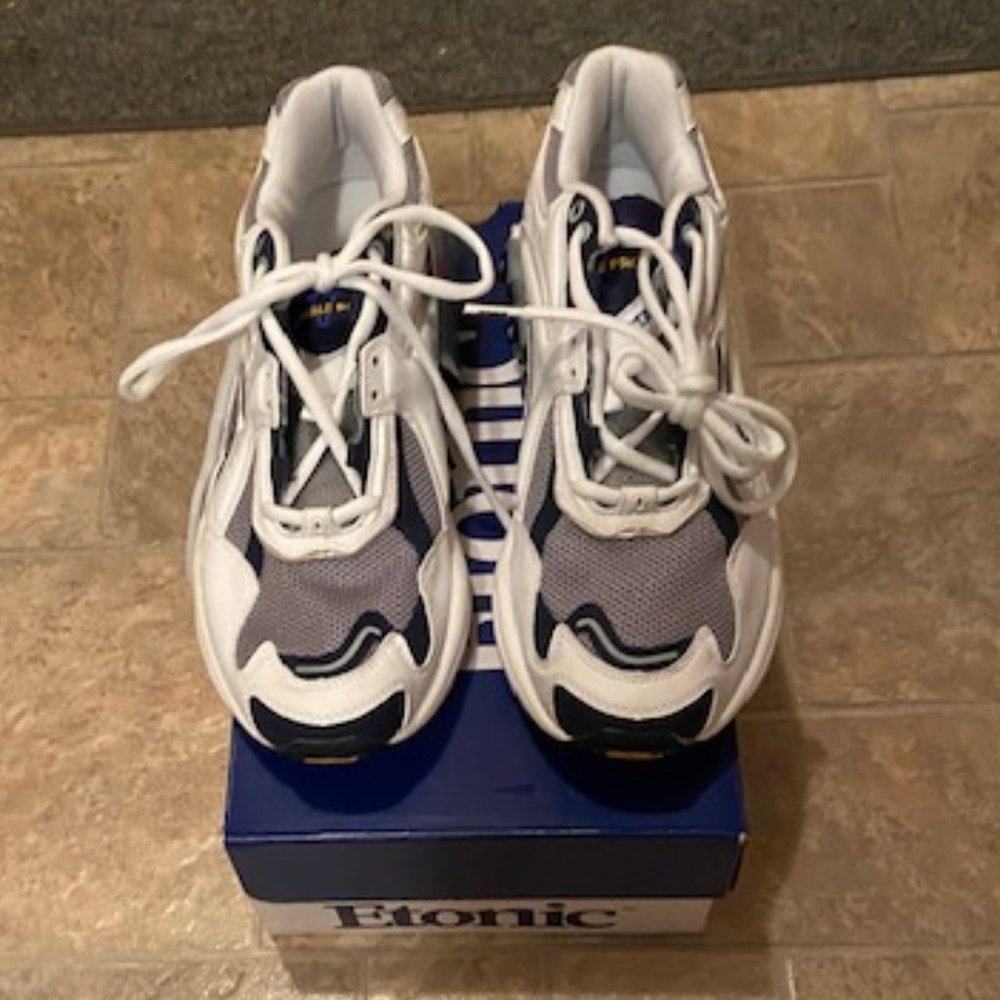 Etonic Stable Pro V Stable Air Runners Size 8 EE NWT